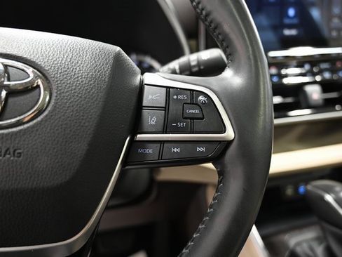 Used 2022 Toyota Highlander Platinum image 27