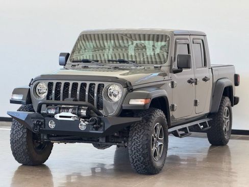 Used 2020 Jeep Gladiator Sport w/ Quick Order Package 24S AWD/4WD image 3