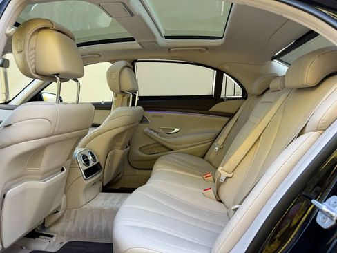 Used 2018 Mercedes-Benz S 450 Sedan image 11