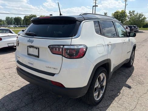 Used 2019 Jeep Compass Limited AWD/4WD image 5