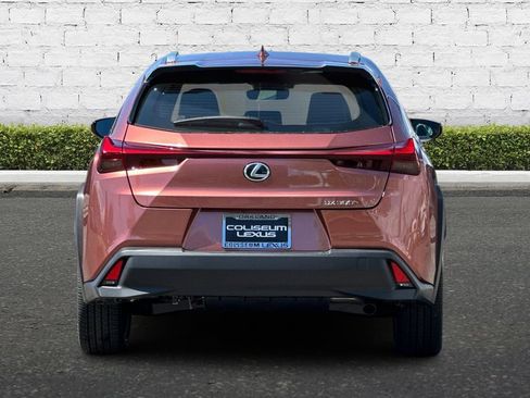New 2026 Lexus UX 300h FWD image 5