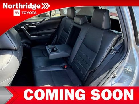 Used 2021 Toyota RAV4 XLE Premium w/ Carpet Mat Package (TMS) FWD image 7