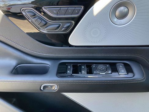 New 2025 Lincoln Aviator Black Label image 21