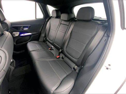 New 2026 Mercedes-Benz GLC 300 image 7