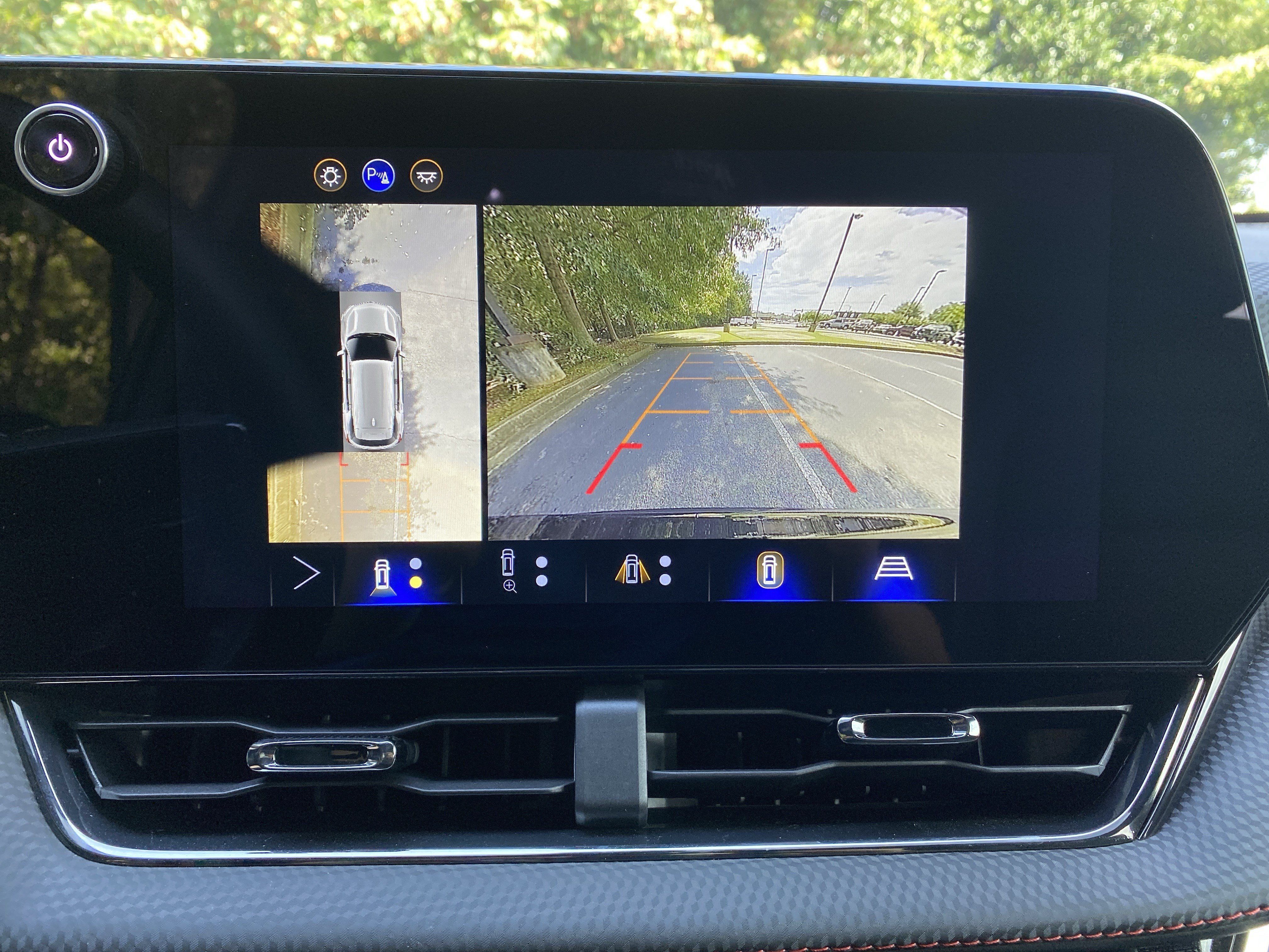 Used 2026 Chevrolet Equinox RS w/ Safety and Technology Package FWD image 27