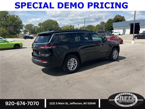 New 2025 Jeep Grand Cherokee L Laredo w/ Luxury Tech Group I image 10