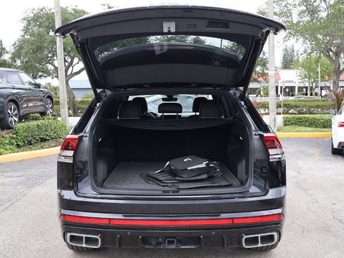 Used 2024 Volkswagen Atlas Cross Sport SEL Premium R-Line AWD/4WD image 22