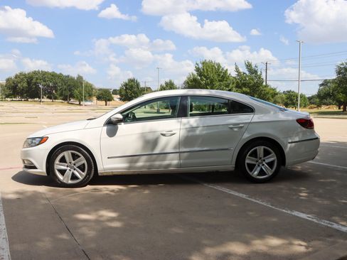 Used 2014 Volkswagen CC Sport FWD image 4