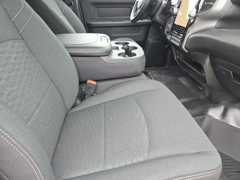 New 2026 RAM 2500 Tradesman AWD/4WD image 12