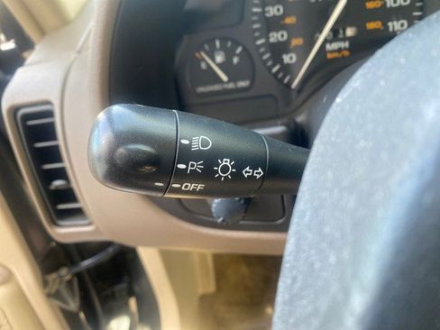 Used 1995 Saturn S-Series SL1 image 51