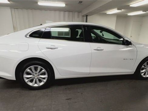Used 2024 Chevrolet Malibu LT image 46