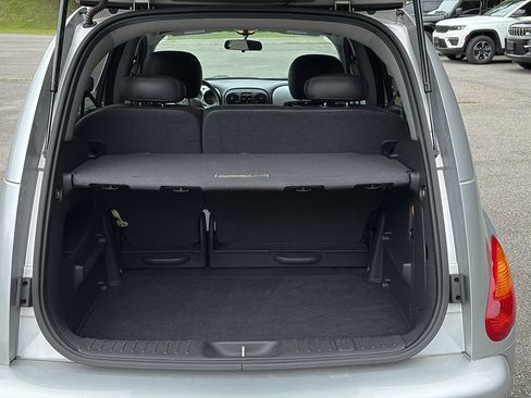 Used 2004 Chrysler PT Cruiser Limited image 21