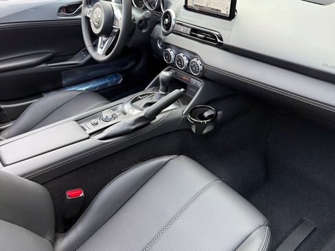 New 2026 MAZDA MX-5 Miata RF Grand Touring w/ Weather Package RWD image 15