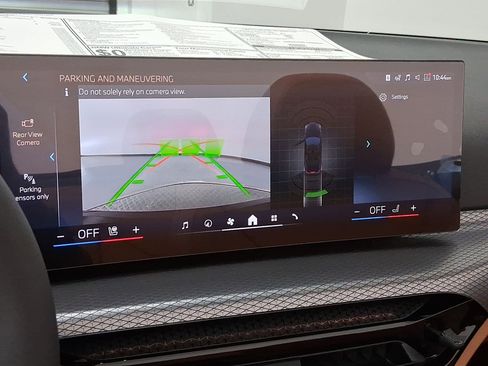 New 2026 BMW 430i Convertible w/ Convenience Package image 21