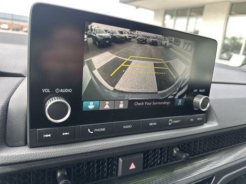 Used 2025 Honda CR-V Sport image 18