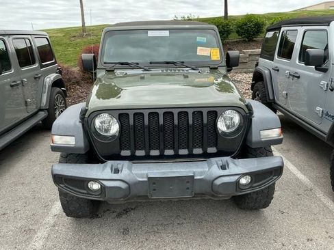Used 2021 Jeep Wrangler Sport AWD/4WD image 2