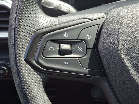 Used 2023 Chevrolet TrailBlazer LT w/ Convenience Package AWD/4WD image 21