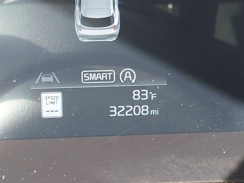 Used 2025 Kia Sportage EX FWD image 2