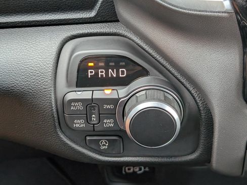 Used 2025 RAM 1500 Big Horn AWD/4WD image 30