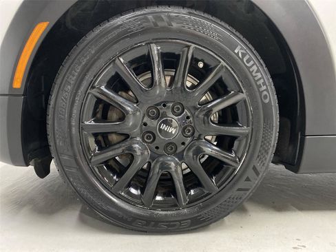 Used 2019 MINI Cooper 2-Door Hardtop FWD image 23