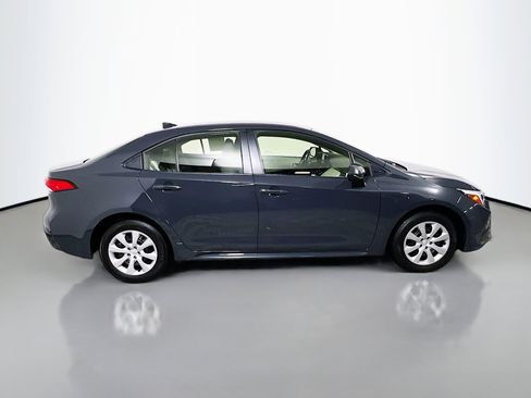 Used 2025 Toyota Corolla LE FWD image 3