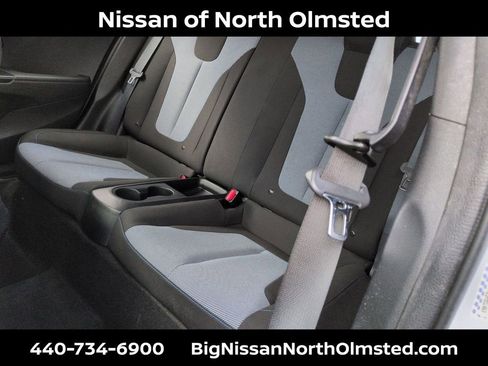 Used 2020 Hyundai Veloster 2.0 image 17