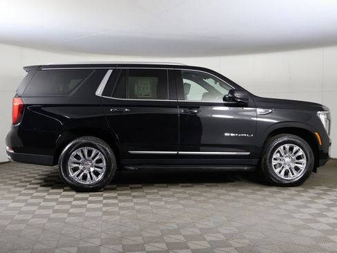 Used 2025 GMC Yukon Denali AWD/4WD image 23
