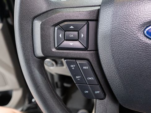 Used 2021 Ford F250 XLT w/ XLT Premium Package AWD/4WD image 31