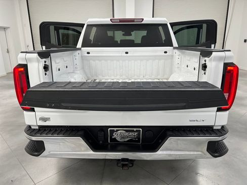 Used 2025 GMC Sierra 1500 SLT AWD/4WD image 26