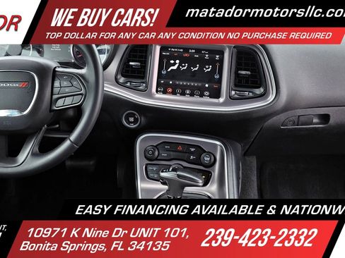 Used 2021 Dodge Challenger SXT RWD image 19