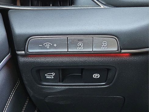 Used 2024 Genesis GV80 2.5T image 25