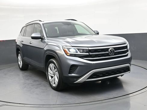 Used 2022 Volkswagen Atlas SE AWD/4WD image 2