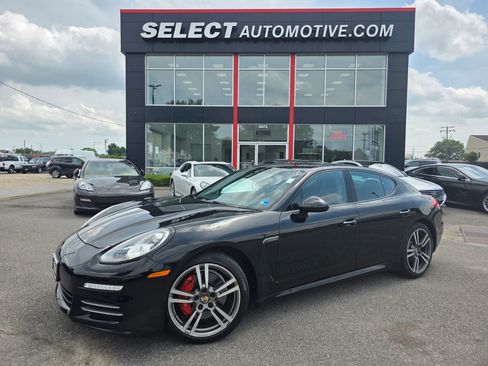 Used 2015 Porsche Panamera 4 AWD/4WD image 1
