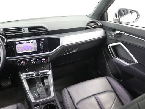 Used 2023 Audi Q3 2.0T Premium image 20