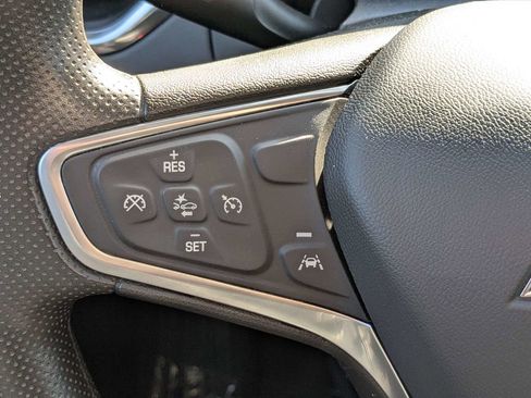 Used 2023 Chevrolet Equinox LT image 26