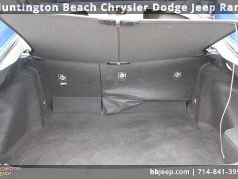 Used 2023 Toyota Prius LE image 31