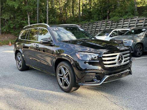 Certified 2024 Mercedes-Benz GLS 450 4MATIC image 4