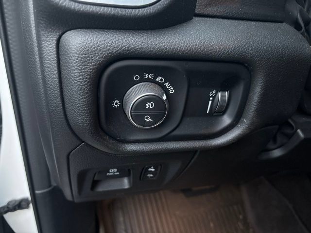 Used 2023 RAM 1500 Big Horn AWD/4WD image 20