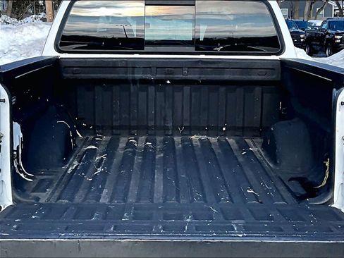 Used 2017 Chevrolet Colorado LT w/ Luxury Package, Chrome image 30