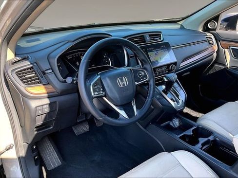 Used 2018 Honda CR-V Touring image 17