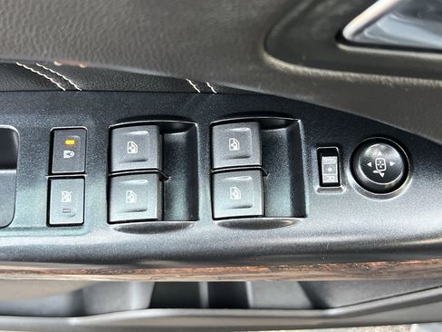 Used 2021 GMC Canyon Denali image 12