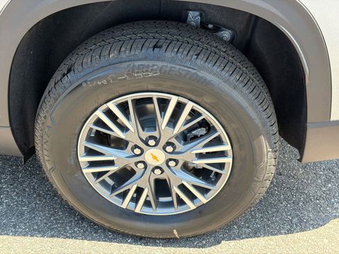 New 2026 Chevrolet Traverse LT FWD image 20