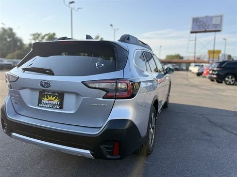 Used 2022 Subaru Outback Limited AWD/4WD image 14