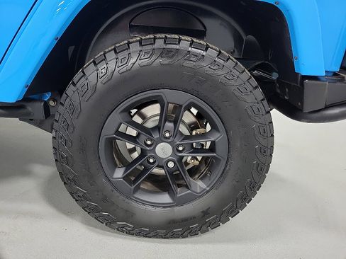 Used 2017 Jeep Wrangler Unlimited Sahara AWD/4WD image 20