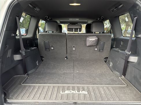Used 2024 Lexus GX 550 w/ Accessory Package (Z1) AWD/4WD image 33