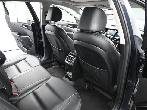 Used 2020 Kia Cadenza Technology image 18