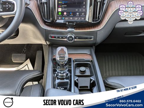 Used 2023 Volvo XC60 B6 Ultimate w/ Protection Package Premier image 14
