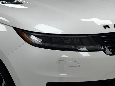 Used 2024 Land Rover Range Rover Sport Autobiography image 36