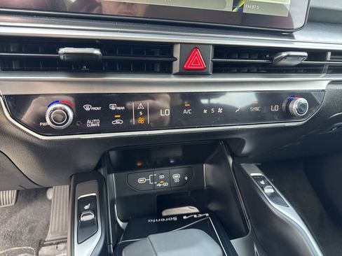 New 2026 Kia Sorento EX image 19