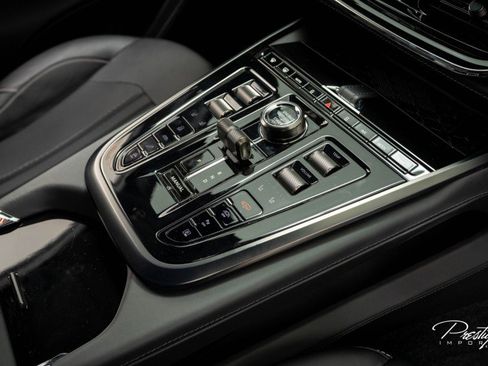 Used 2025 Aston Martin DBX 707 image 49